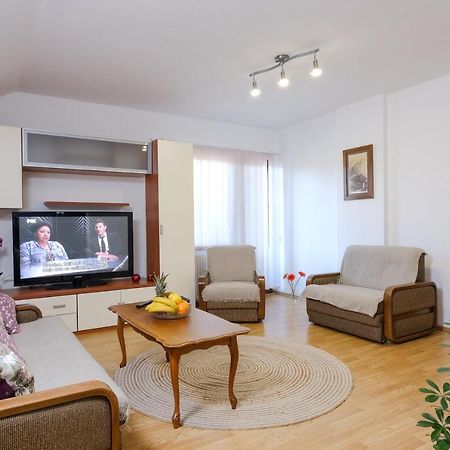 The Cosmic Gate Apartments Високо Экстерьер фото
