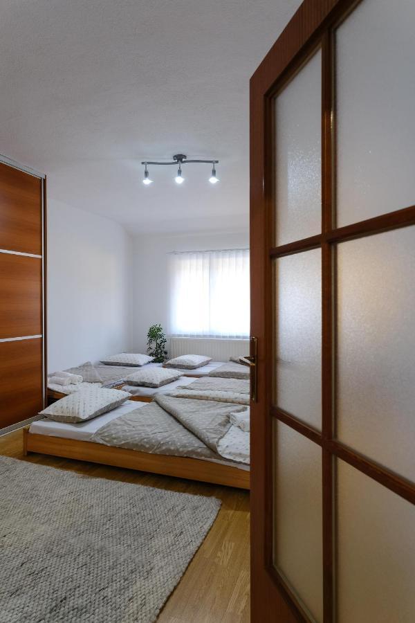The Cosmic Gate Apartments Високо Экстерьер фото