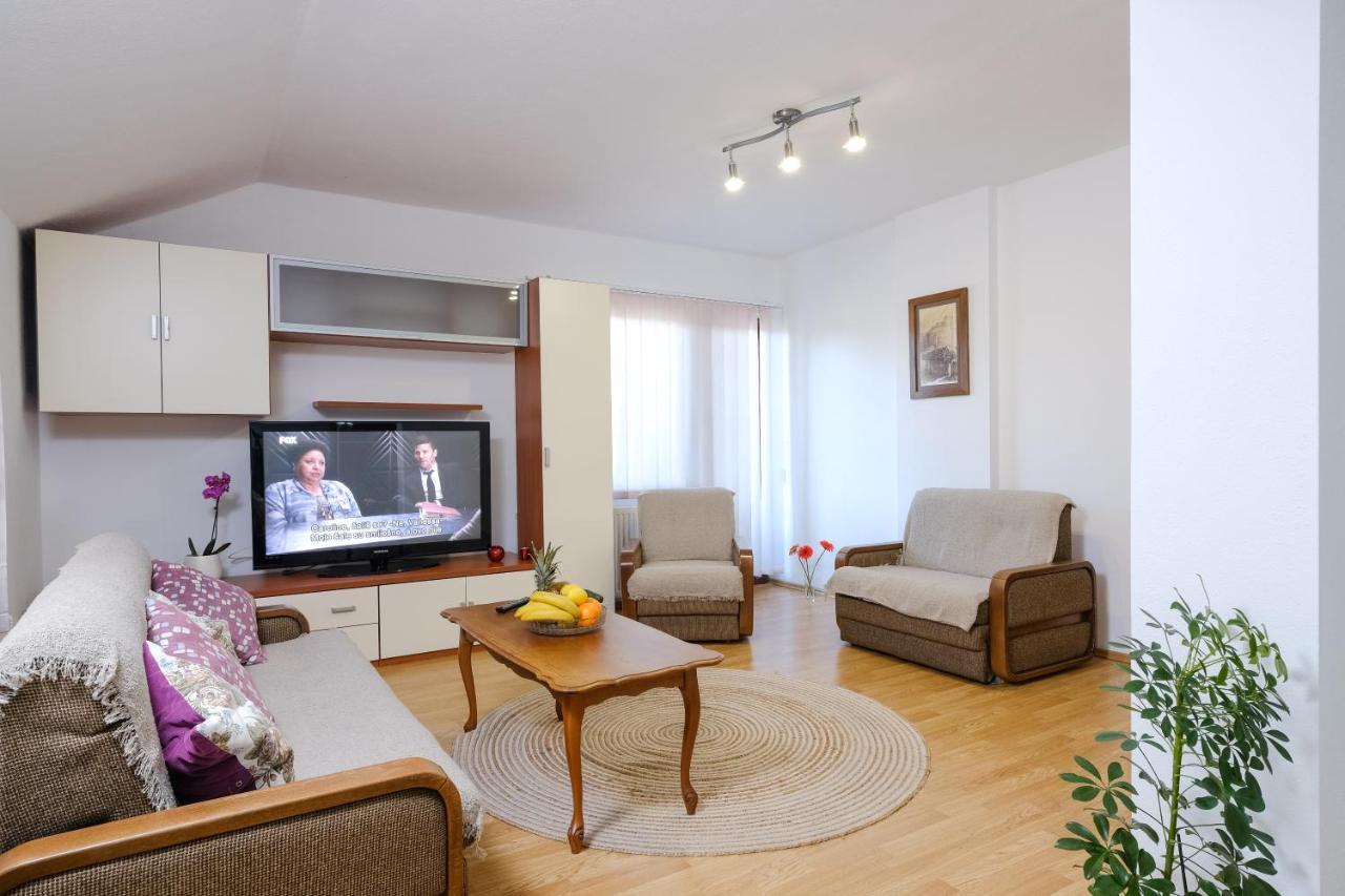The Cosmic Gate Apartments Високо Экстерьер фото